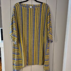 M Square Striped Yellow and Gray Tunic Top